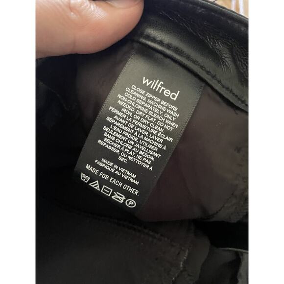 Wilfred Aritzia Melina Vegan Leather High waisted straight leg Pant size 4 - Picture 7 of 7